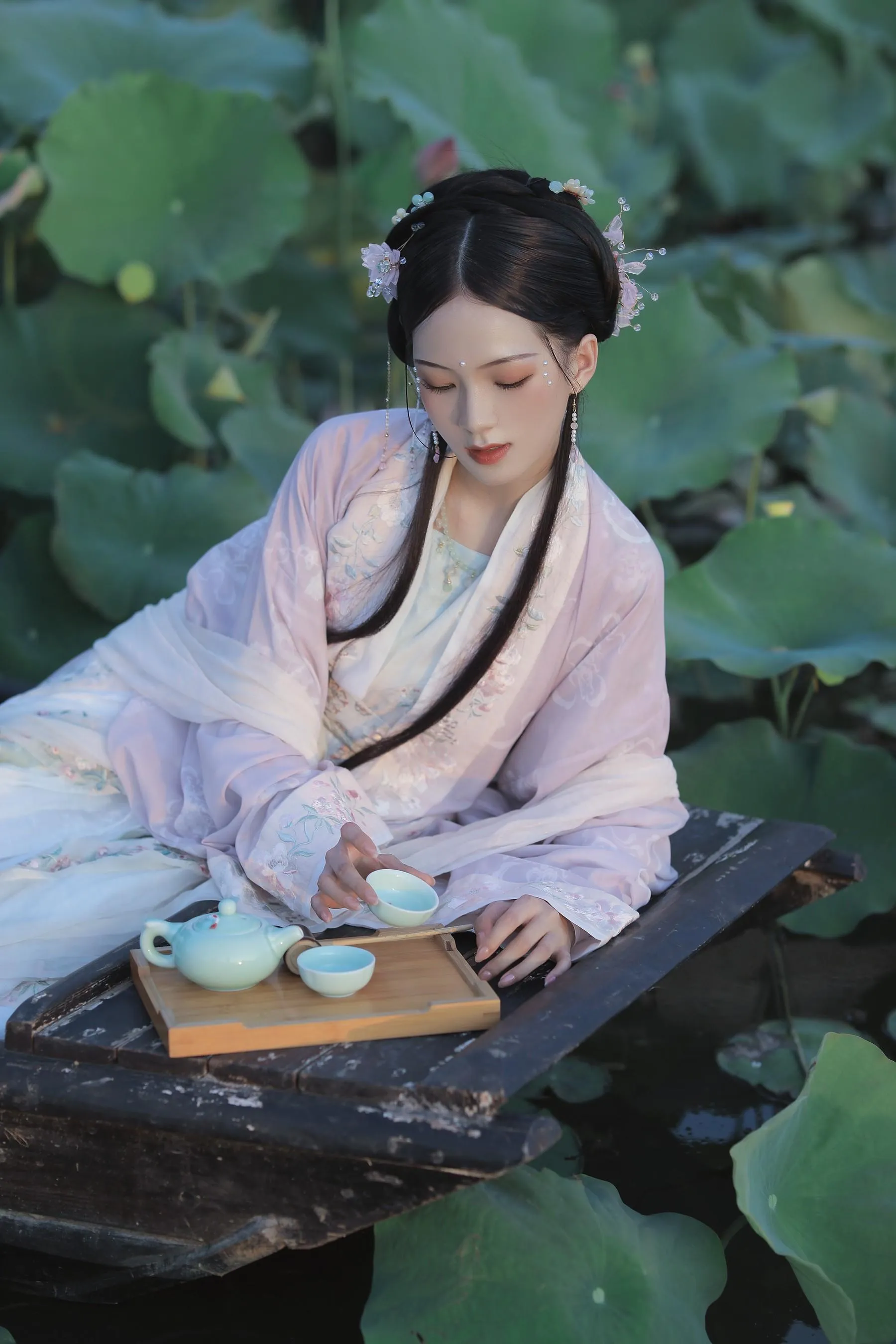 [艺图语] 2022.05.30 芙蓉 ella [23P]插图1
